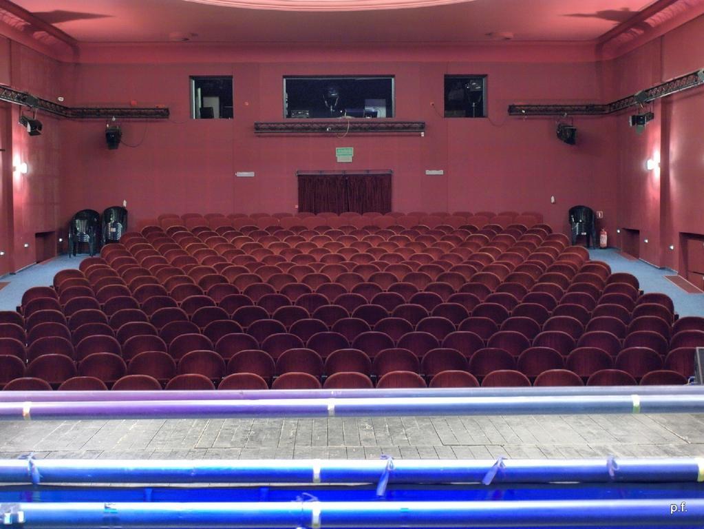 Teatr Baj Pomorski Stary Toruń Buitenkant foto