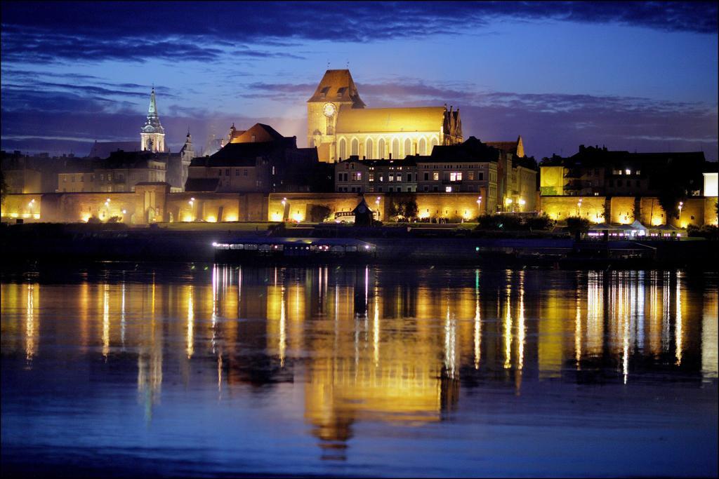 Teatr Baj Pomorski Stary Toruń Buitenkant foto